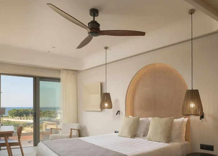 Paralos Venus Adults Only 5*