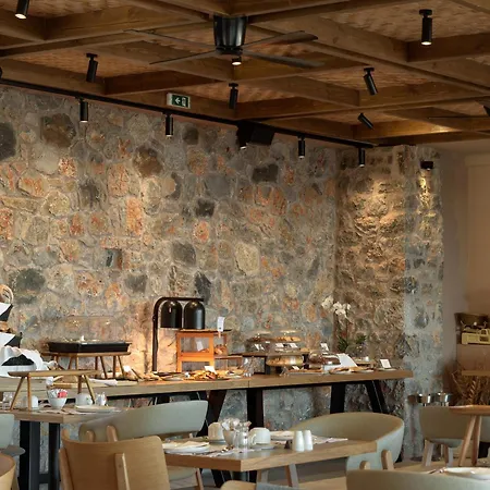 Paralos Venus Adults Only 5*