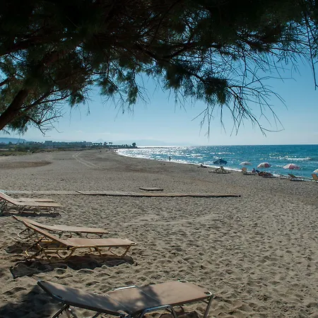 Paralos Venus Adults Only 5*