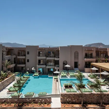 Paralos Venus Adults Only 5*