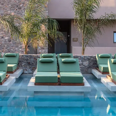 Paralos Venus Adults Only 5*