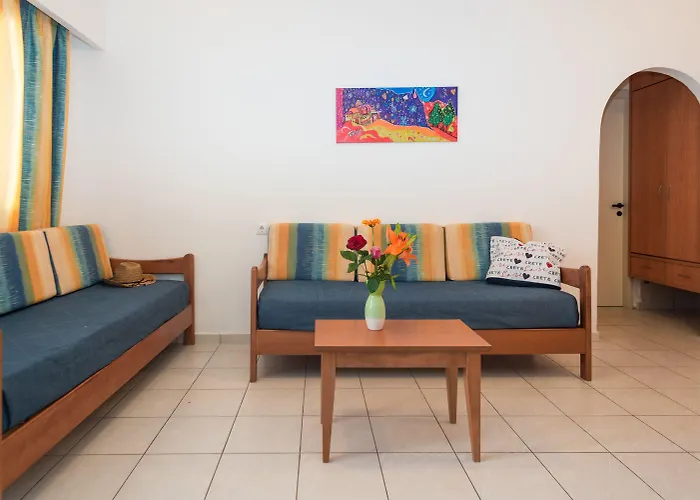 Paralos Venus Adults Only 5*